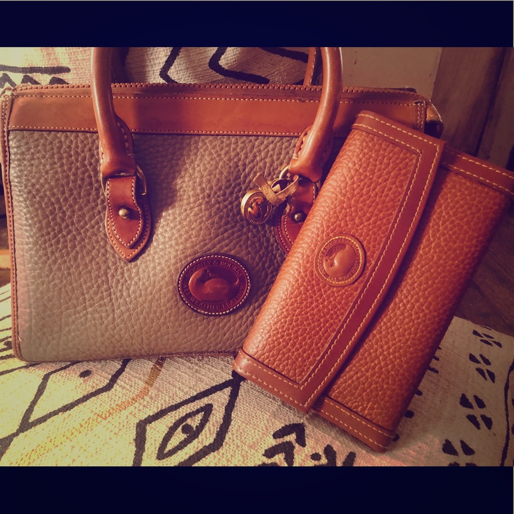 Dooney & Bourke purse and wallet
